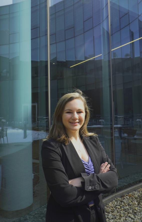 Student Spotlight: Emma LaCava ’24 : Isenberg School Of Management ...